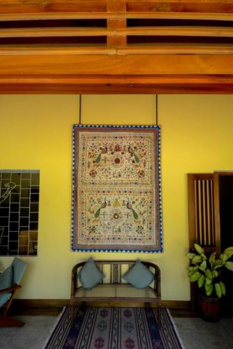 Cloth wall hanging